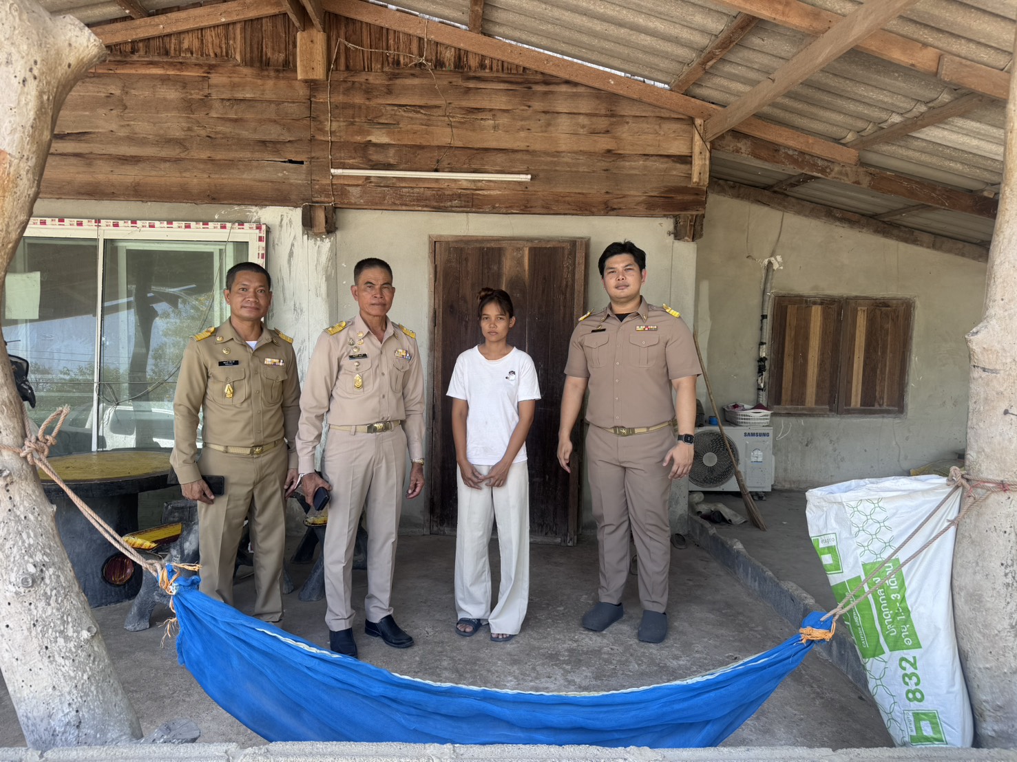 วันที่ 2 กุมภาพันธ์ พ.ศ. 2569 เวลา 10.00 น. นายประสิทธิ์ บุญแก้ว นายกเทศมนตรีตำบลท่าช้าง นายรฐนนท์ ชัยพงษ์ ที่ปรึกษานายกเทศมนตรี และงานสวัสดิการสังคม ลงพื้นที่ตรวจสอบข้อเท็จจริง